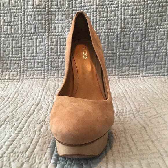Women’s ALDO High Heel Pump - Picture 2 of 7
